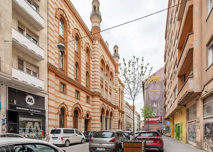 Cosy & Very - With Ac